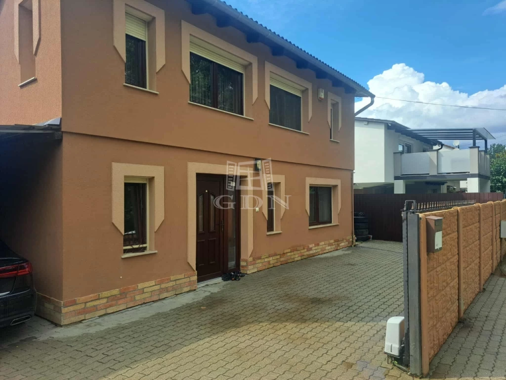 Eladó üdülő, nyaraló, Baja, Nagypandúrsziget, Mókus utca