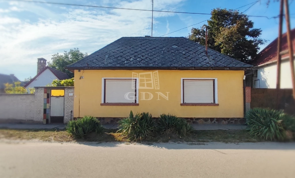 For sale house, Baja, Bajaszentistván, Szent Margit utca