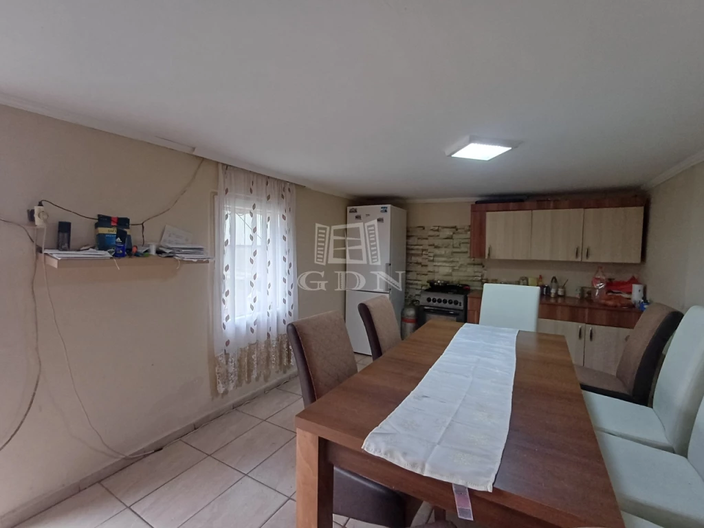 Eladó családi ház, Baja, Homokváros, Baja kedvelt részén