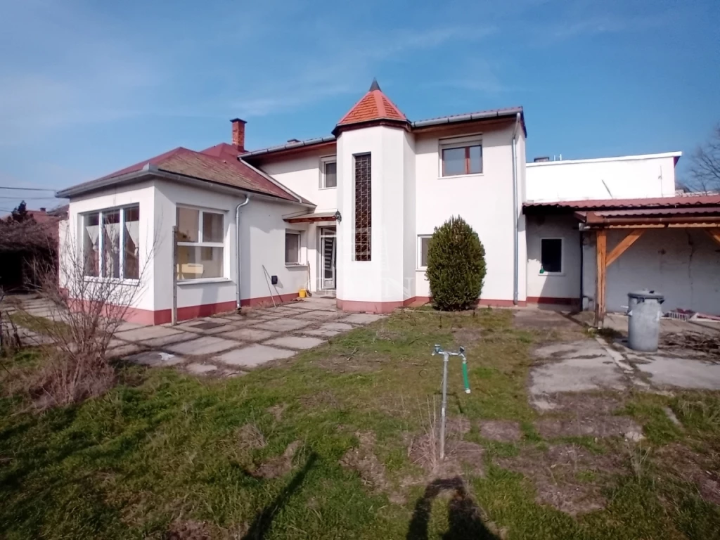 Eladó családi ház, Baja, Rókusváros, Fülep Lajos utca