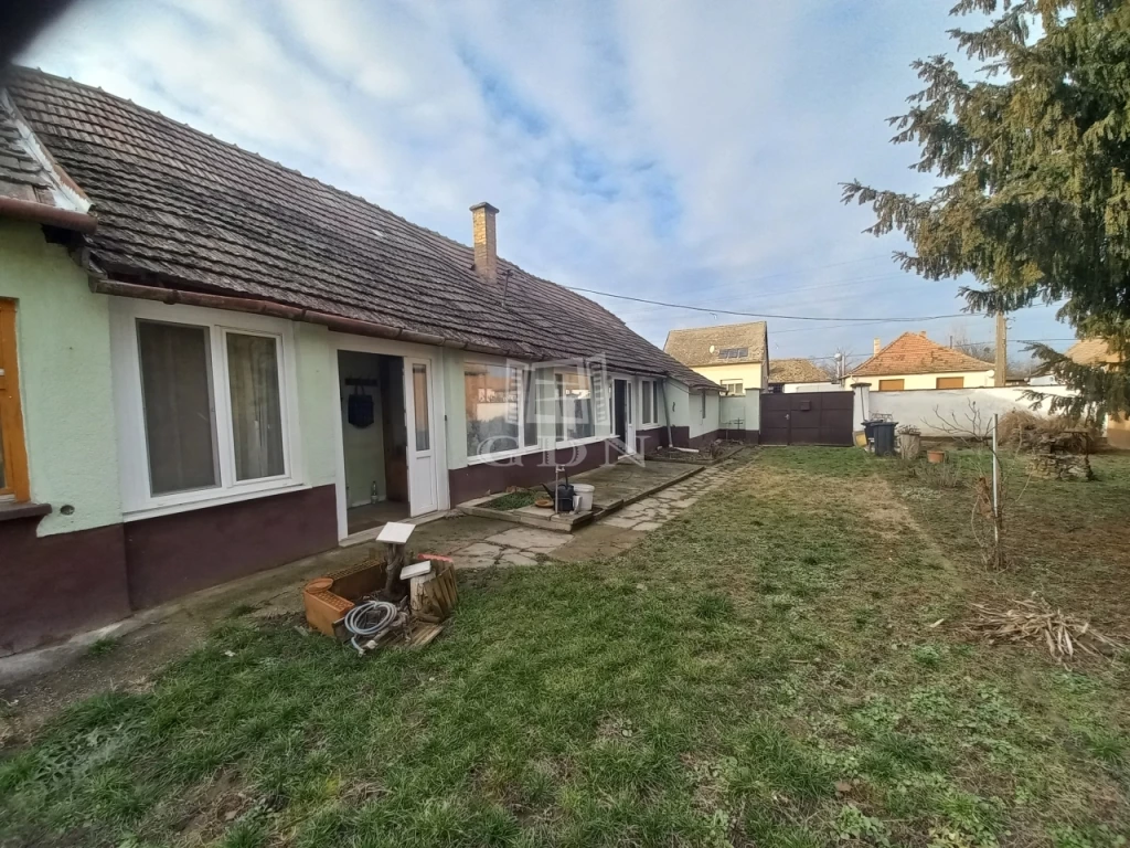 Eladó családi ház, Csátalja, 6523 Csátalja