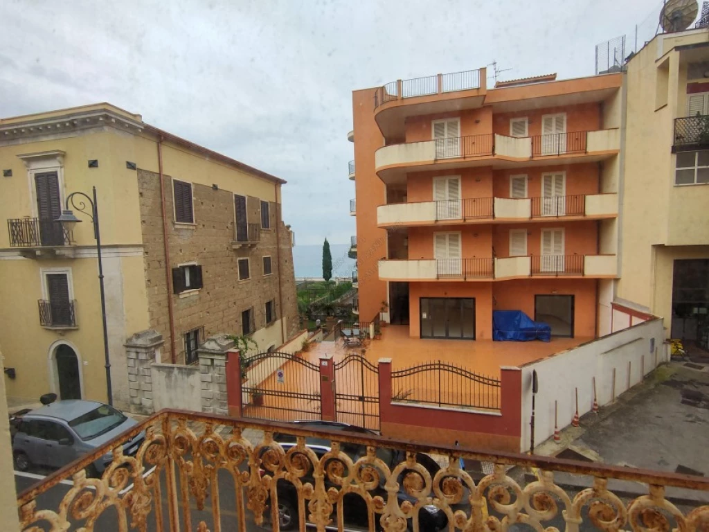 For sale house, Olasz, Nizza di Sicilia, Corso Umberto 117