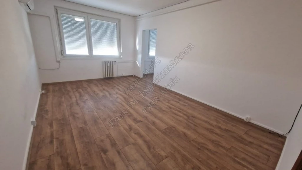 For rent panel flat, Hódmezővásárhely, Kistópart utca