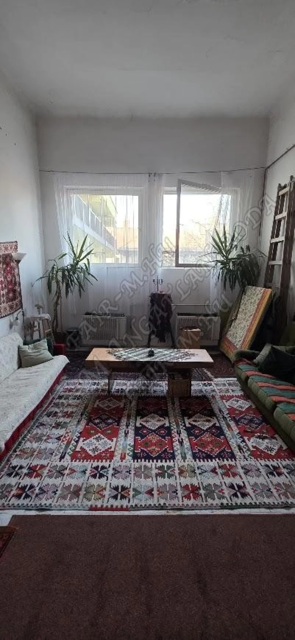 Eladó Társasházi lakás