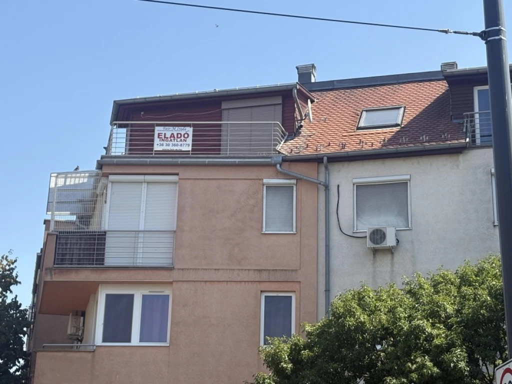 Eladó Társasházi lakás