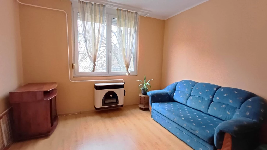 c3-1-name c2-19-name, Salgótarján, Városközpont, Acélgyári út