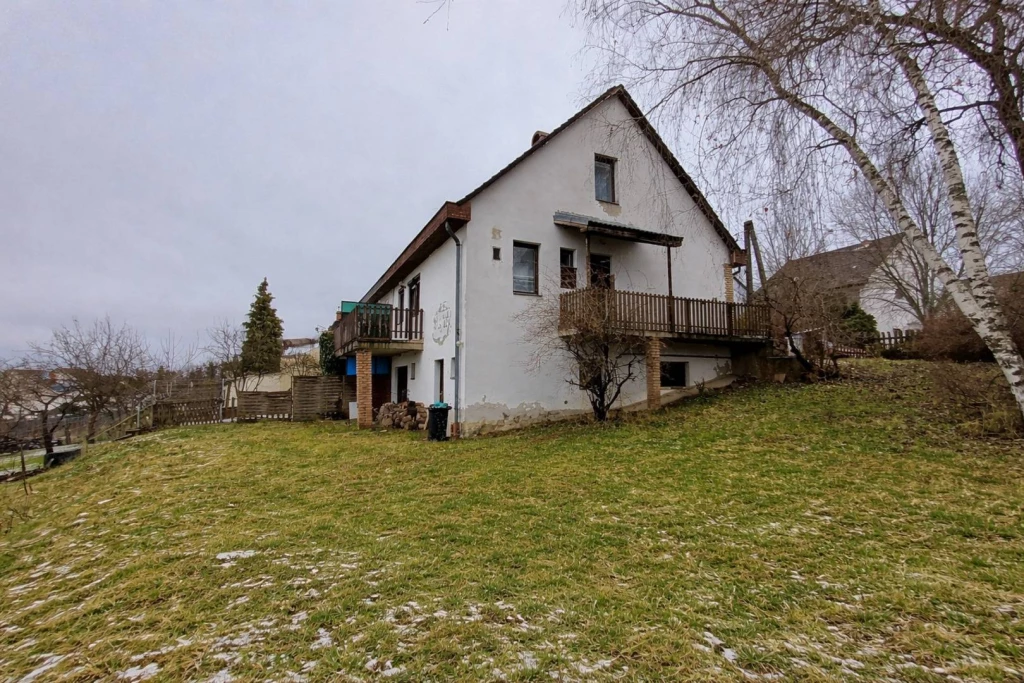 Eladó Családi ház, Salgótarján, Zagyvapálfalva, Frigyes körút, 180nm, 62000000 Ft