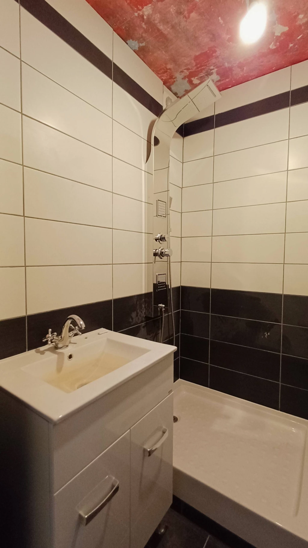 Eladó Társasházi lakás, Bátonyterenye, Nagybátony, Barátság
 út, 53nm, 15900000 Ft