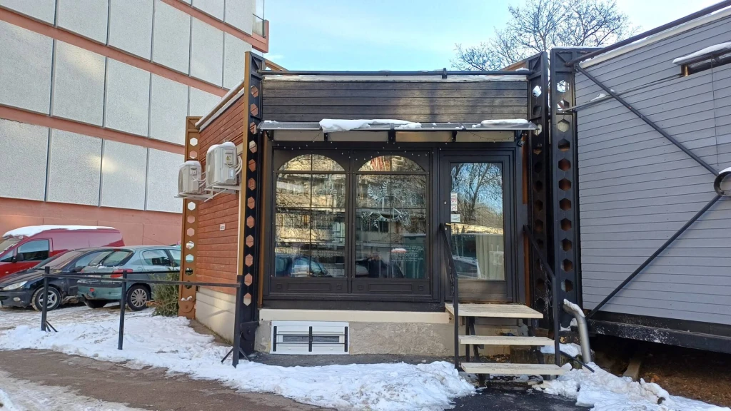 Eladó Üzlet, Salgótarján, Városközpont, Arany János utca, 62nm, 14990000 Ft