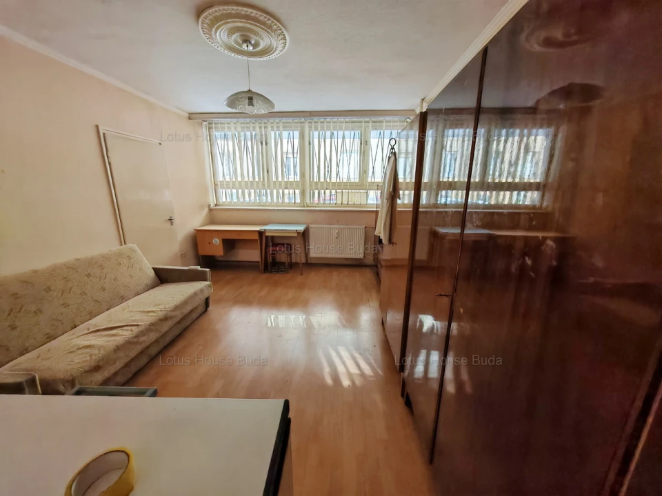 Eladó téglalakás, Budapest XI. kerület