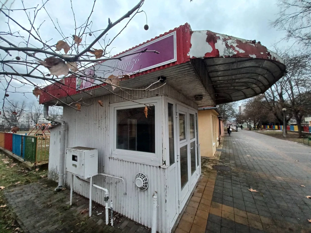 For sale store, Kazincbarcika