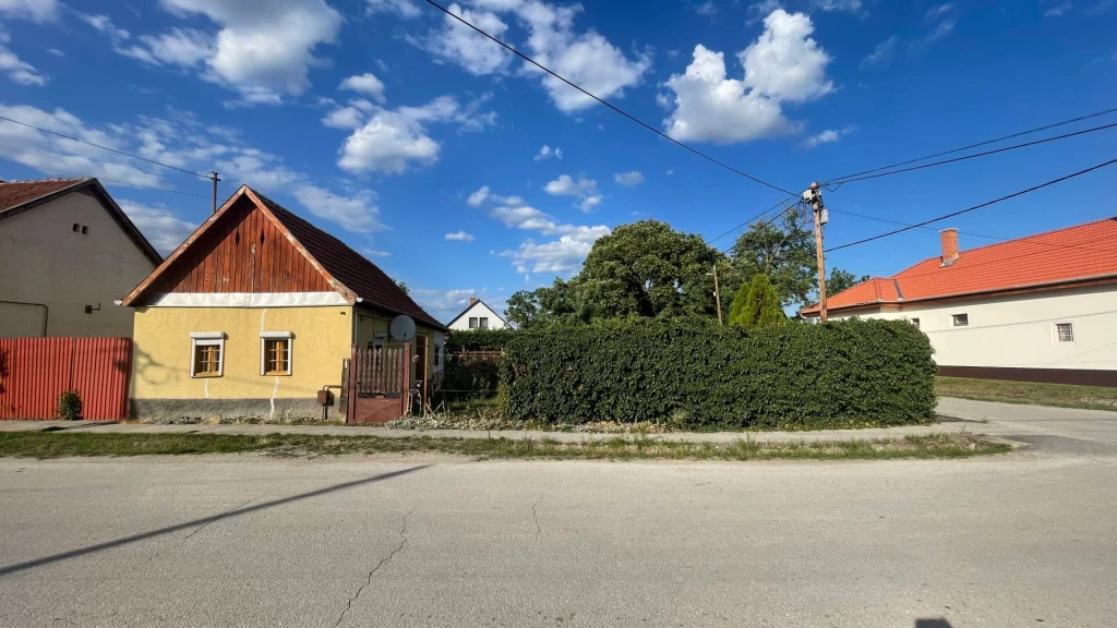 Eladó családi ház, Mezőkövesd