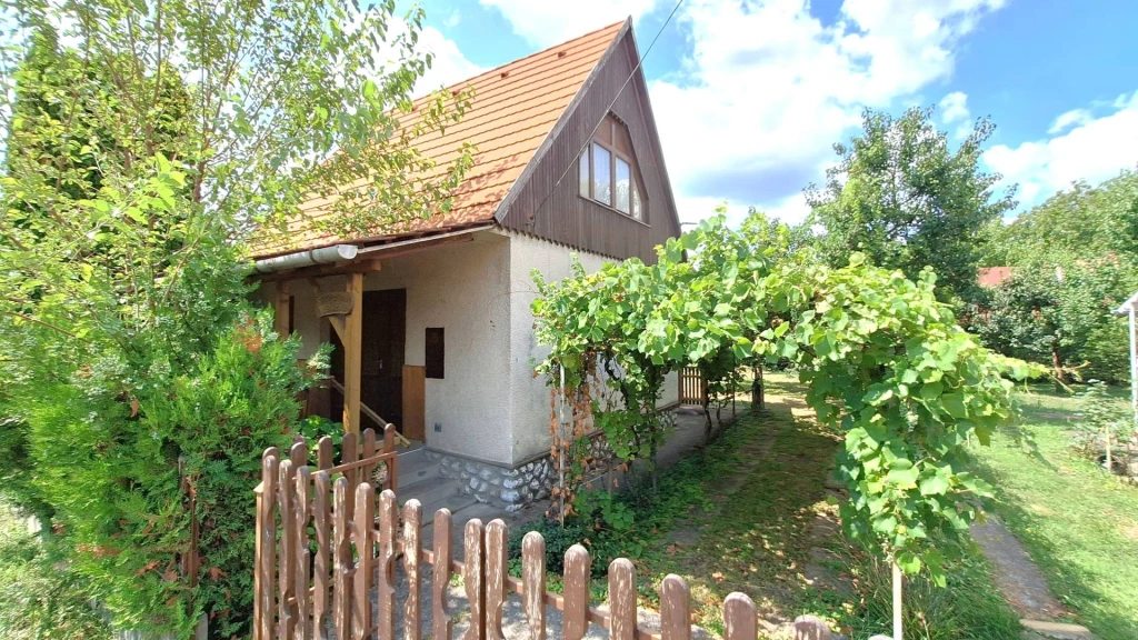 For sale holiday house, summer cottage, Szihalom