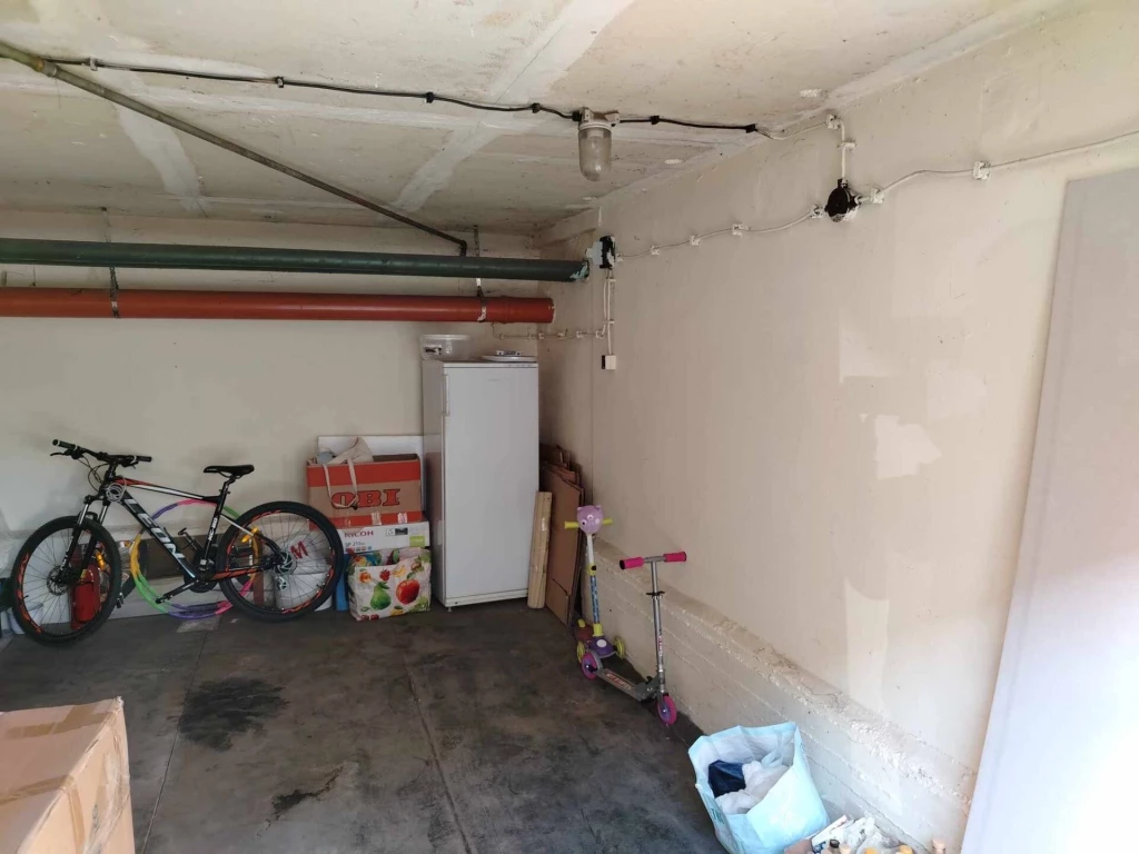 For sale detached garage, Miskolc