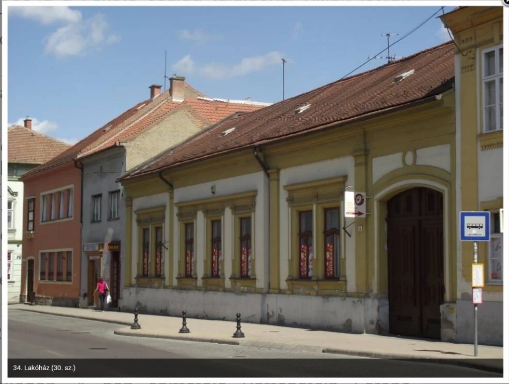 For sale store, Eger