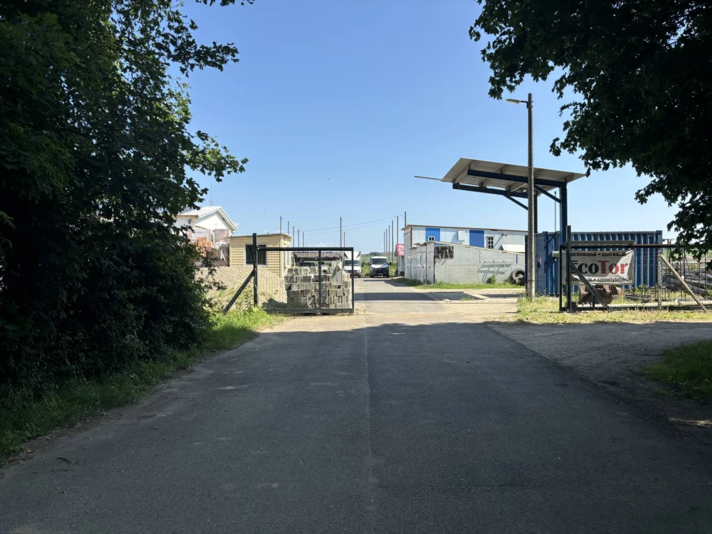 Eladó ipari és kereskedelmi ingatlan Megyaszón – kiváló befektetési lehetőség!