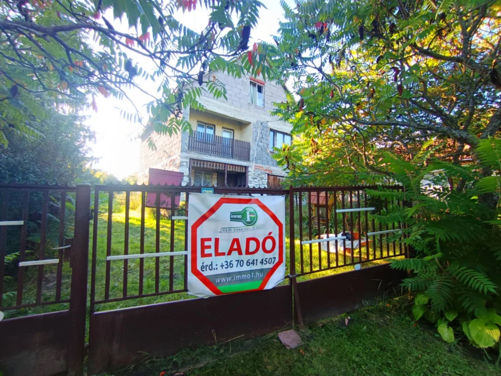 Fűzerkajatàn eladó családi ház!