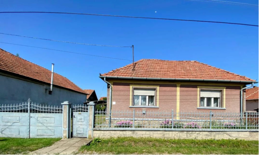 ELADÓ családi ház Szendrőn, csendes környezetben - vállalkozásra is alkalmas, remek áron!