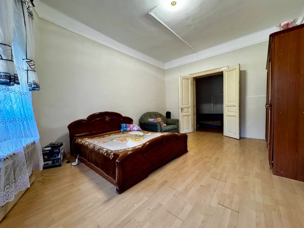 Tágas, polgári jellegű családi ház eladó Miskolcon – otthonos hangulat, bővítési lehetőségekkel