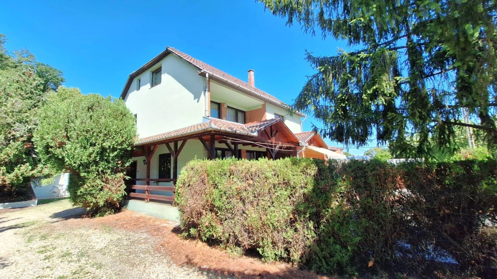 c3-1-name c2-1-name, Miskolc