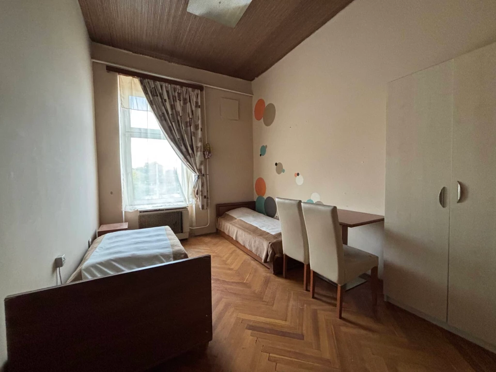 c3-2-name c2-6-name, Miskolc