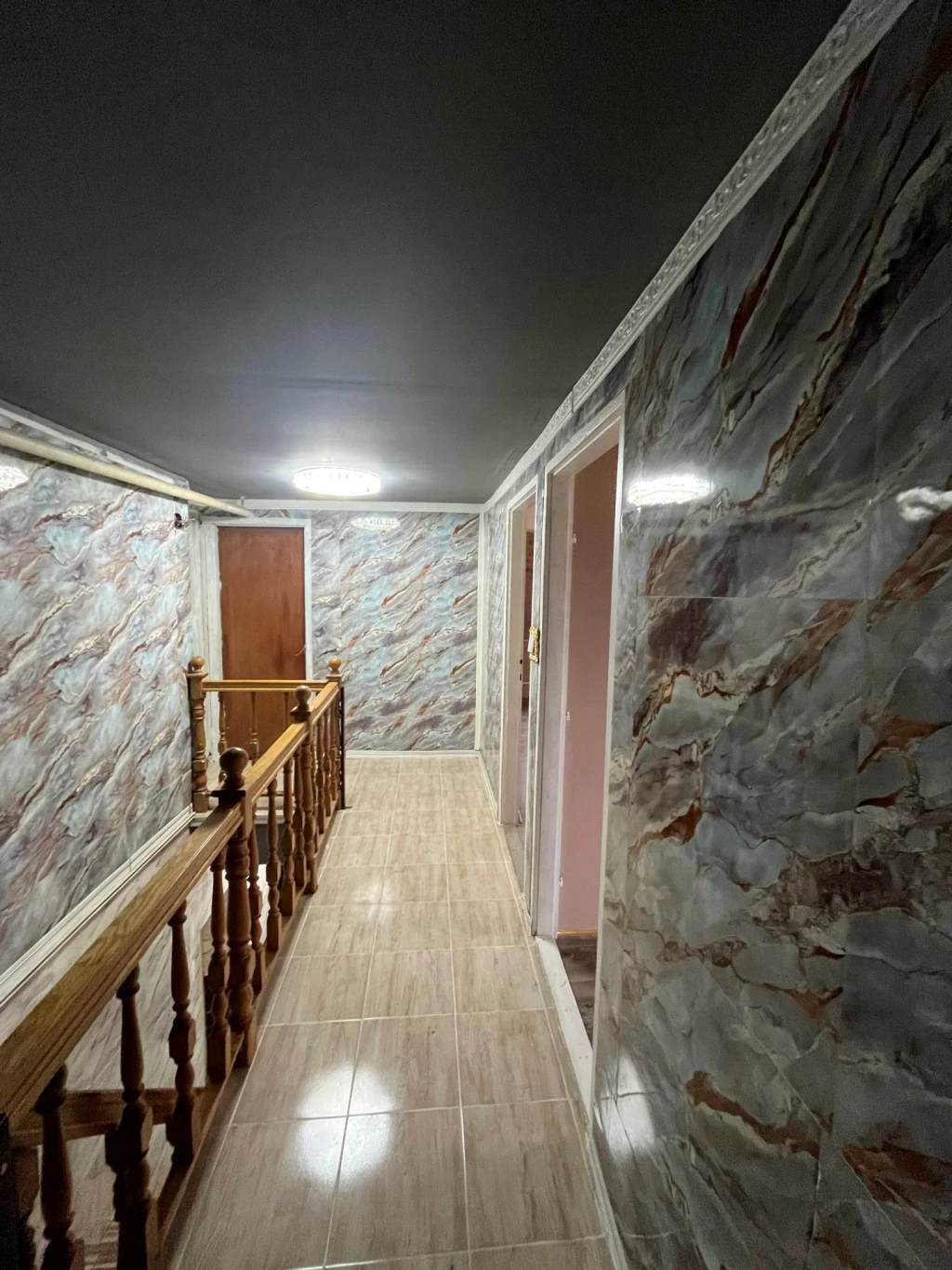 Megvásárlásra kínálok Emődön egy 180 négyzetméteres, kétgenerációs családi házat.