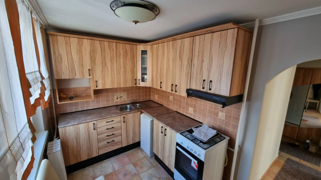 For rent other flat, Miskolc