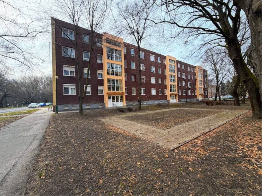 KIADÓ Lakás – Tiszaújváros, Munkácsy úton!