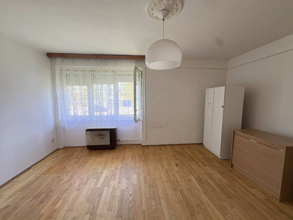 c3-1-name c2-23-name, Miskolc