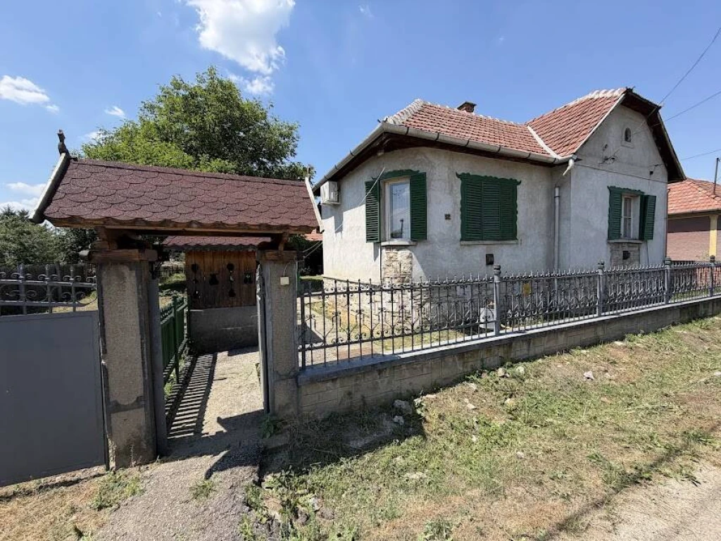 Eladó családi ház Szendrőn – nyugalom, természet, kiváló ár!