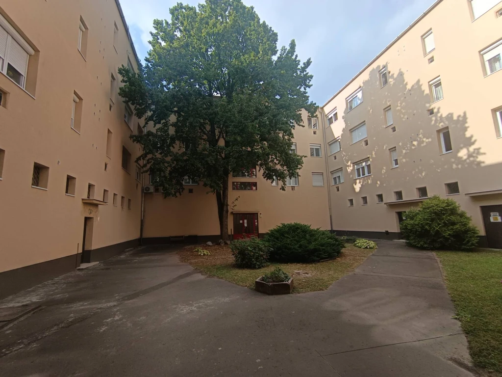 Miskolcon, belvároshoz közeli, 57m2-es lakás, - Kiváló elhelyezkedés, remek lehetőség!