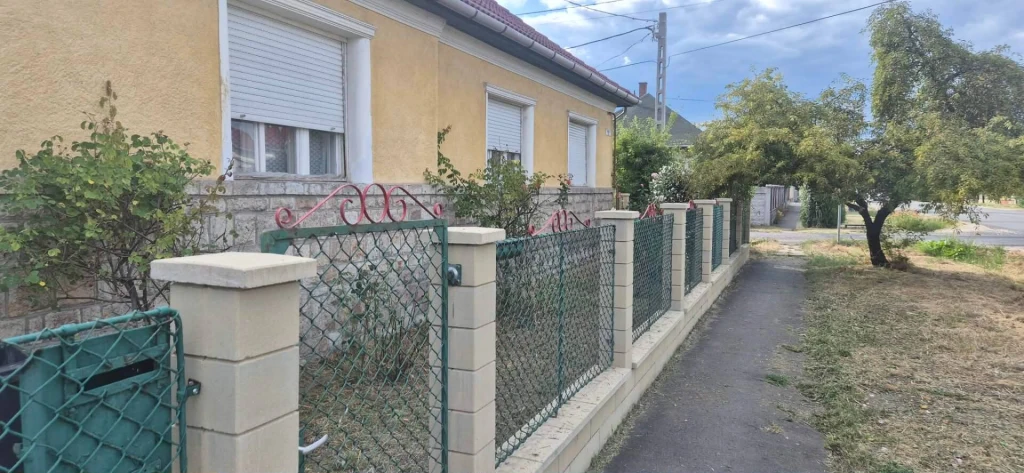 c3-1-name c2-1-name, Miskolc