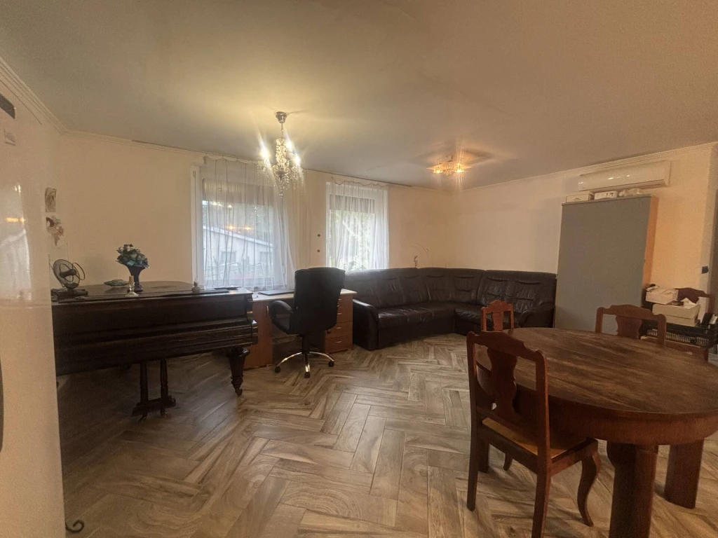 c3-1-name c2-1-name, Miskolc