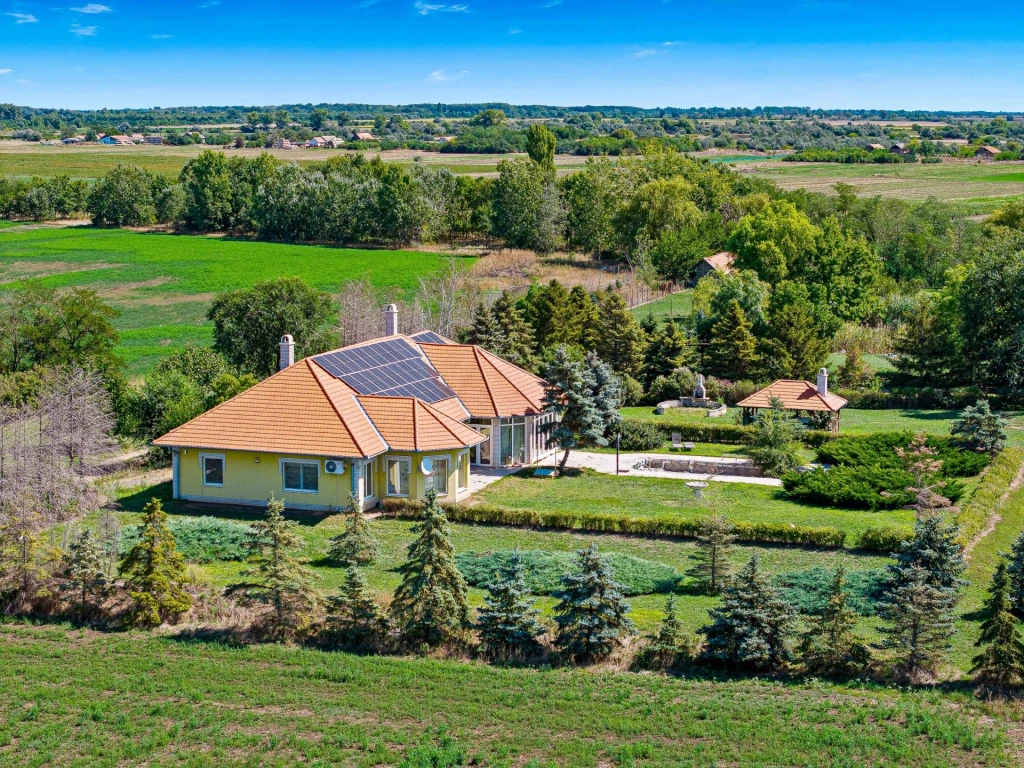 Eladó Ház, Kenderes 149.900.000 Ft