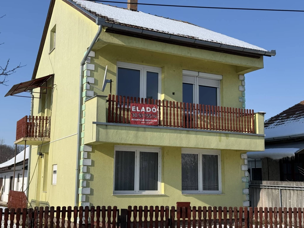 Eladó családi ház, Jászkisér