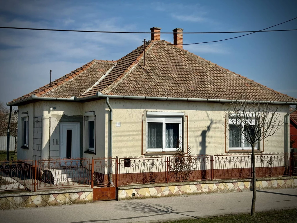 Eladó családi ház, Jászalsószentgyörgy