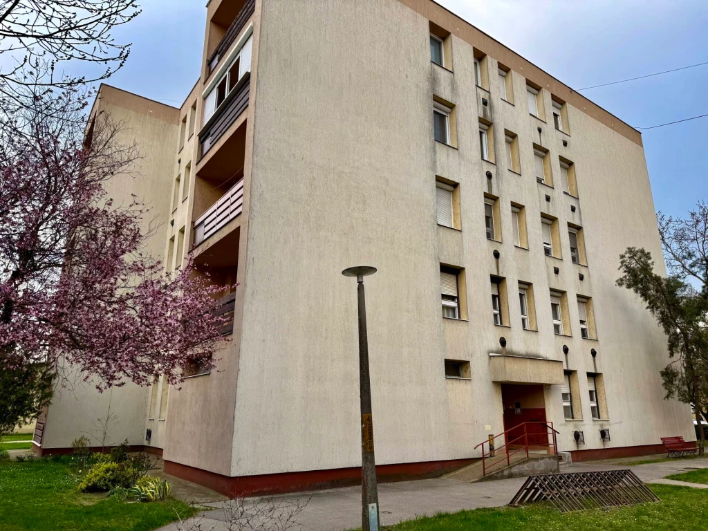 Eladó egyéb lakás, Törökszentmiklós