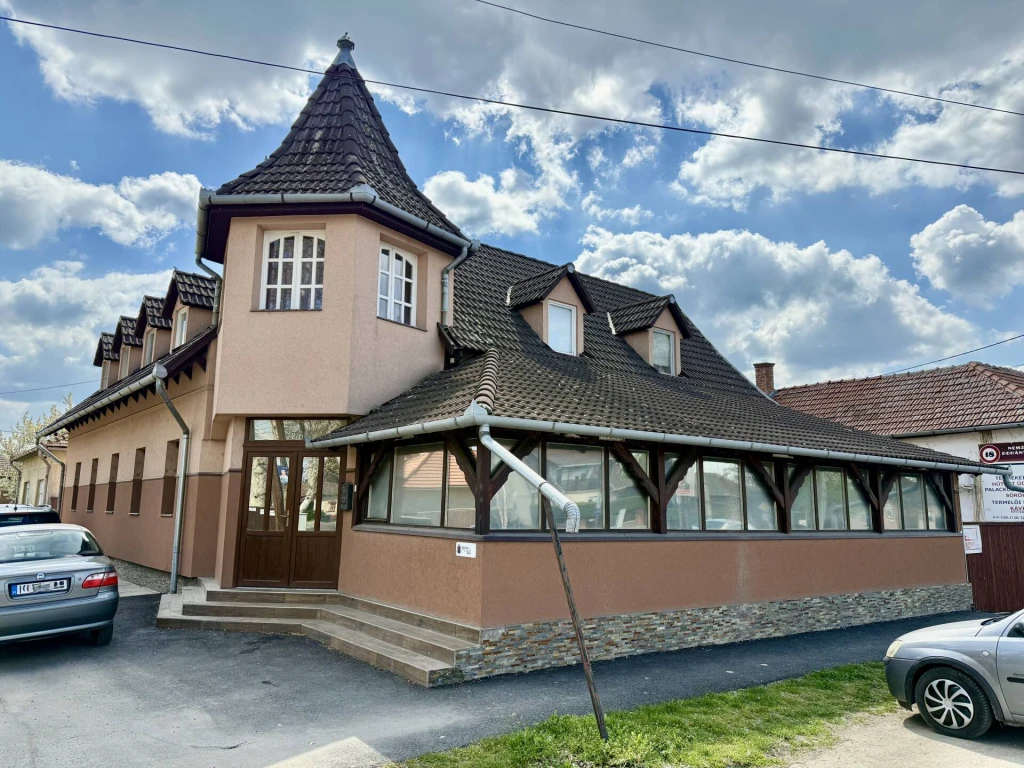 Eladó családi ház, Törökszentmiklós