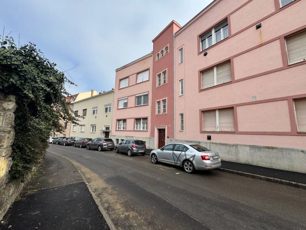 Eladó egyéb lakás, Miskolc