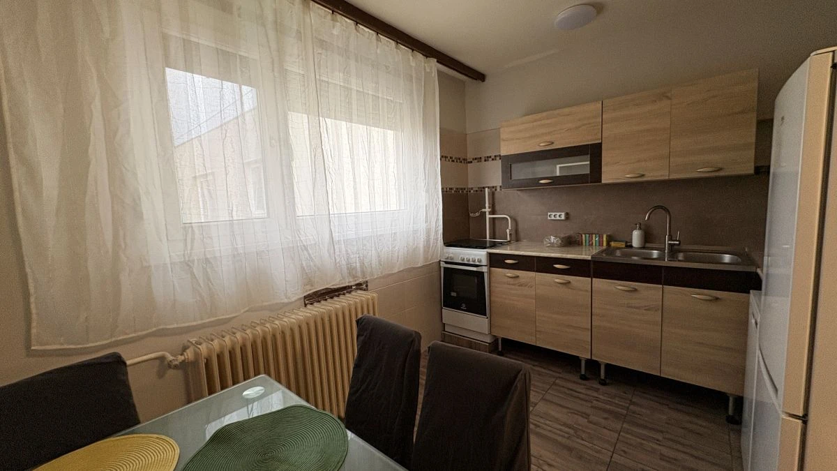 c3-1-name c2-20-name, Miskolc