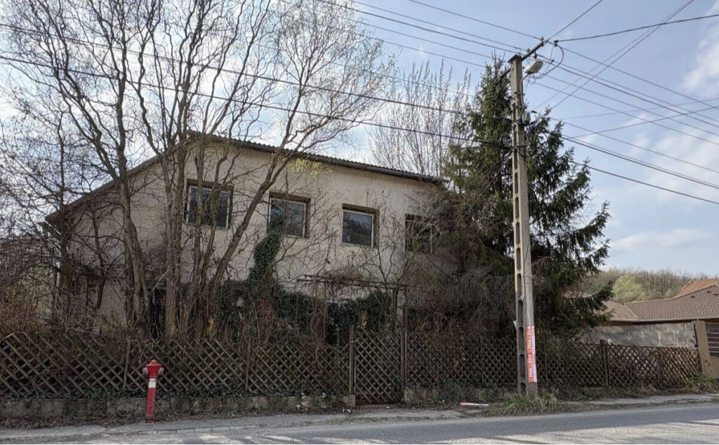 c3-1-name c2-1-name, Miskolc