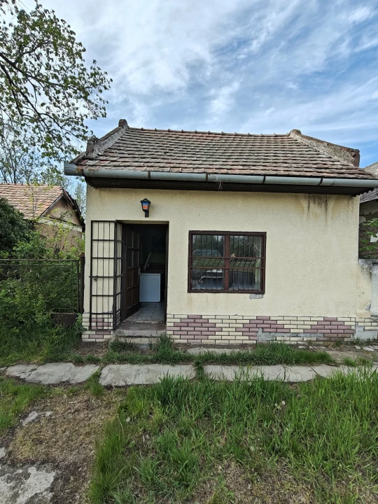 Eladó borozó, söröző, büfé, Gádoros