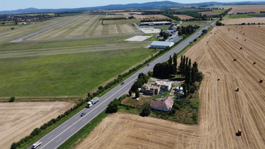 Eladó Ipari, Kökény 47.850.000 Ft