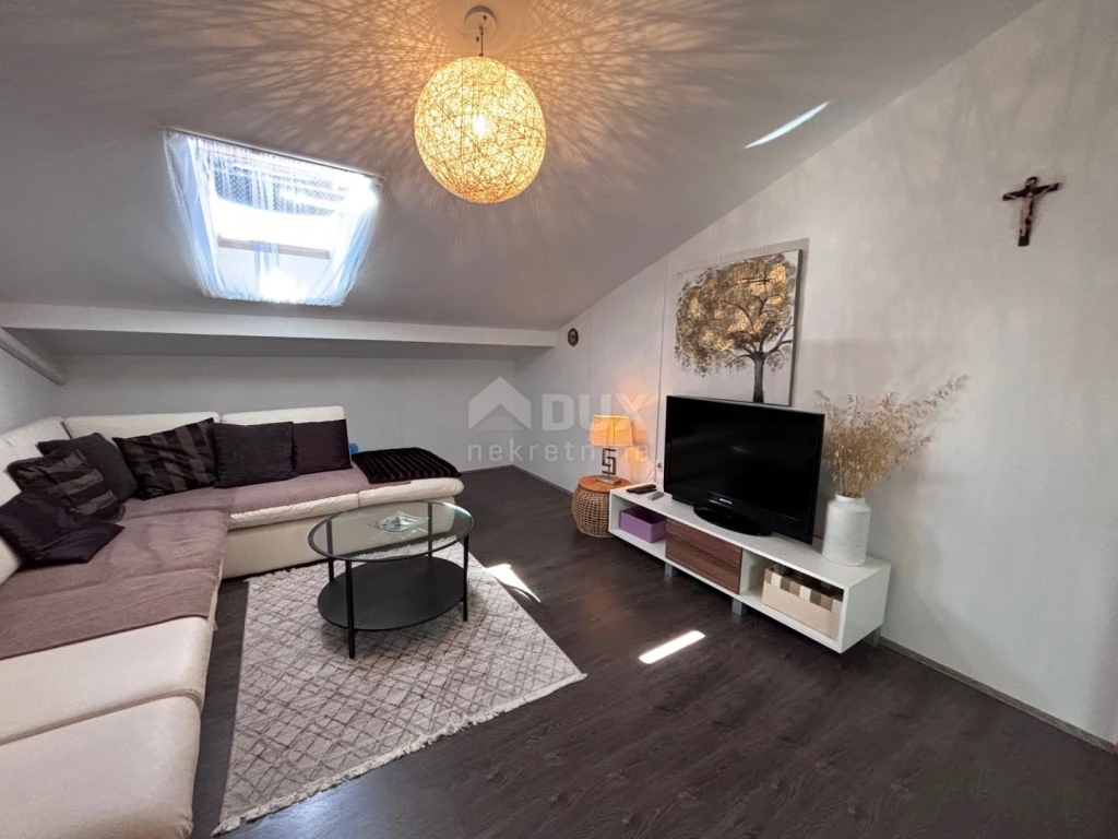 UGLJAN SZIGET, PREKO - Modern apartman 200 m-re a tengertől