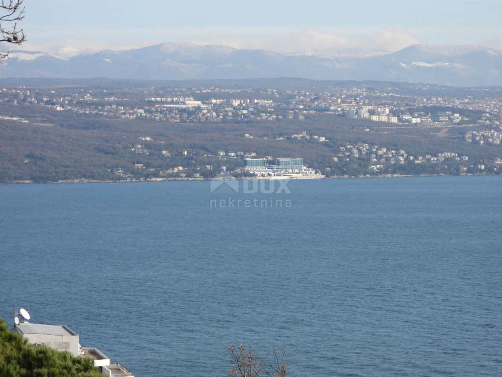 OPATIJA - apartman 102m2 DB+3S panorámás kilátással a tengerre + kertre