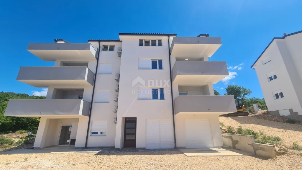 CRIKVENICA - Apartman egy új épületben, tengerre néző kilátással