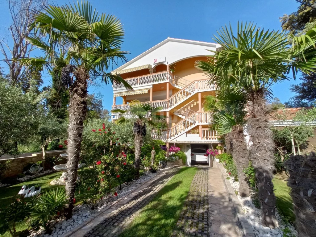 ZADAR, ZATON - Apartman villa a tenger mellett