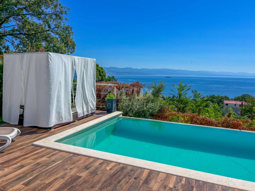 OPATIJA, LOVRAN - modern villa a tenger és Opatija közelében, panorámás kilátással a tengerre