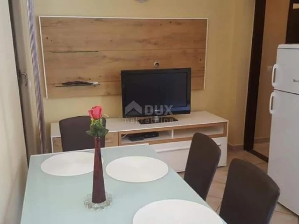 ISZTRIA, VRSAR - Ház 4 apartmannal