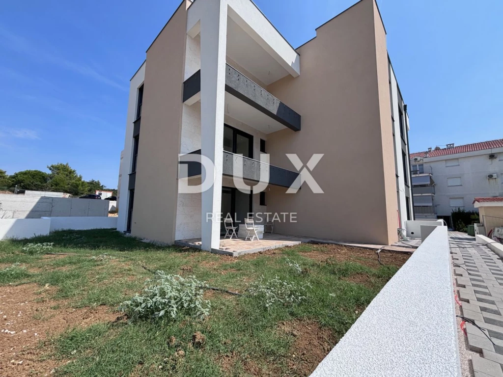 ZADAR, DIKLOVAC - Apartman 350 méterre a tengertől, S3